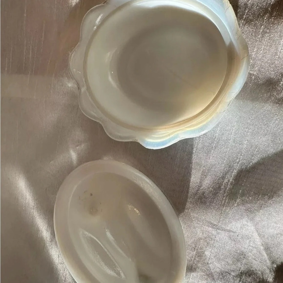 Vintage Fenton White Milk Glass Hen Rooster On Nest Candy Dish 5.5" Beautiful - Picture 5 of 7